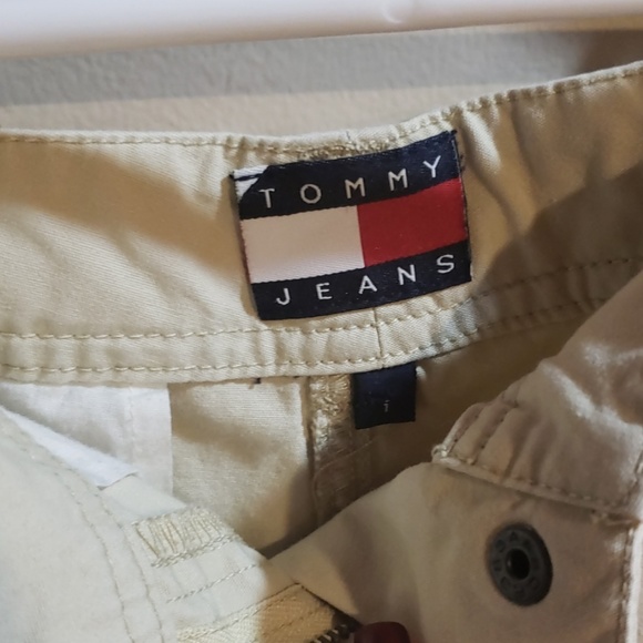 Tommy khaki shorts - Picture 4 of 4